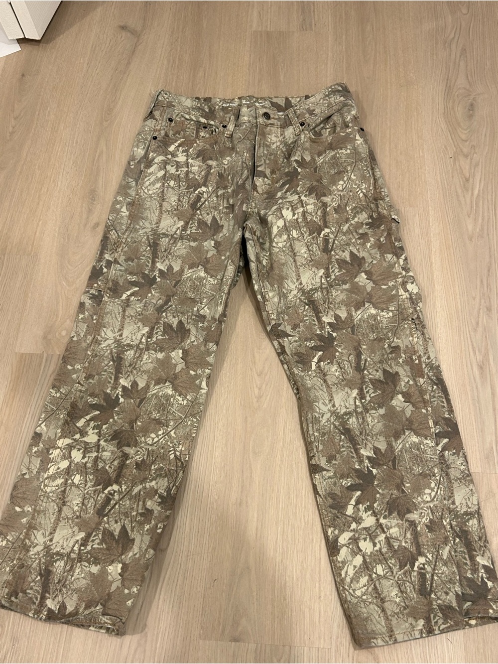 Old Navy Brown and Tan Leaf Camo Baggy Jeans